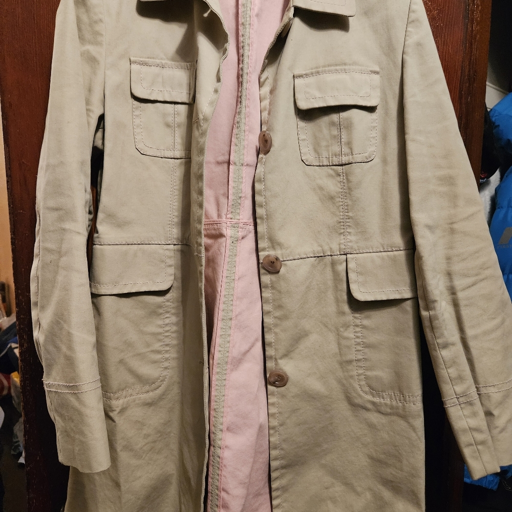 Ann Taylor Loft tan trench coat size medium